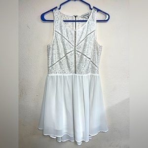 Davi & Dani White Country Western Boho Lace Zip up Dress